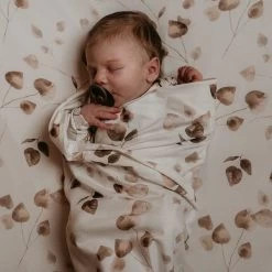 Yumi Baby Golden Hour Swaddle 100 X 100 Cm -Kinder Producten Winkel yumi baby golden hour swaddle 100 x 100 cm 4ead